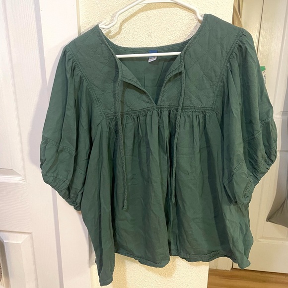 Green Boho Blouse, quilted peasant top - Picture 1 of 6